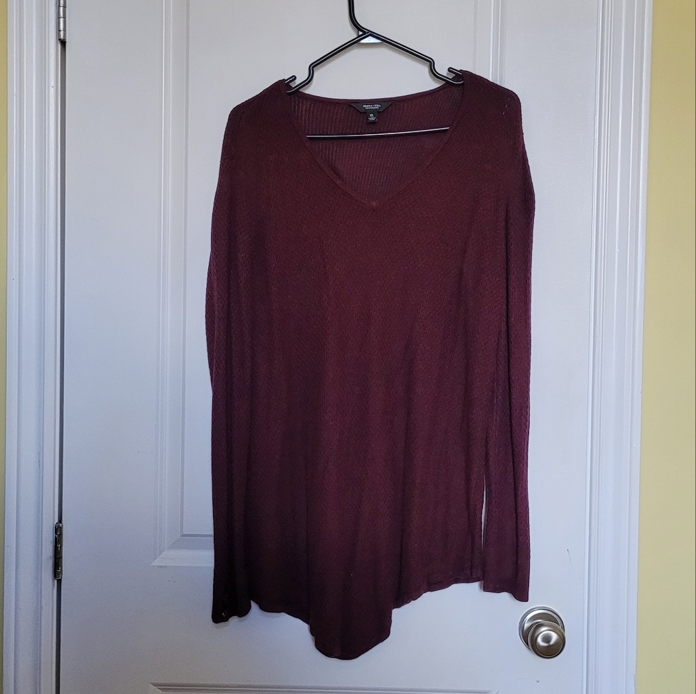 Simply Vera Wang sweater red purple wine burgundy pull over lace up sleeves XL